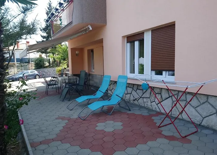 Valentina Опатия